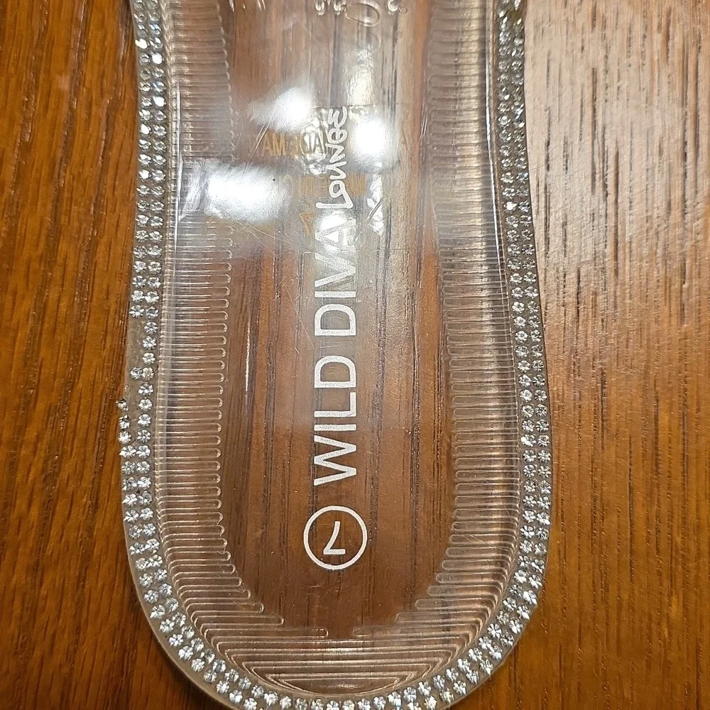 Wild Diva CLEAR MIRRORED Glam Slide Sandals, SIZE 7 - Picture 13 of 13